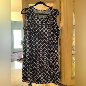 CUTE NAVY AND WHITE PRINT SLEEVELESS 2X DRESS
